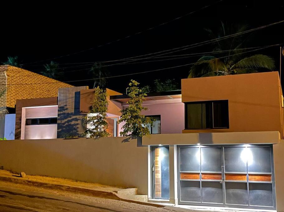 Casa Kamila En El Centro De Todos Santos Villa Екстериор снимка